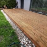 Terasos pavyzdys su moderniu dizainu