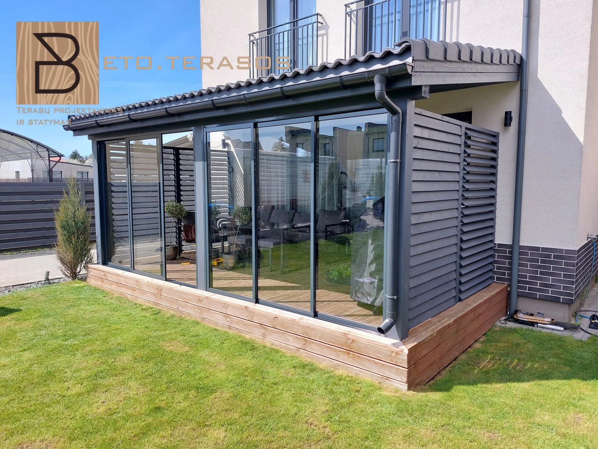 Terasų stiklinimo pavyzdys