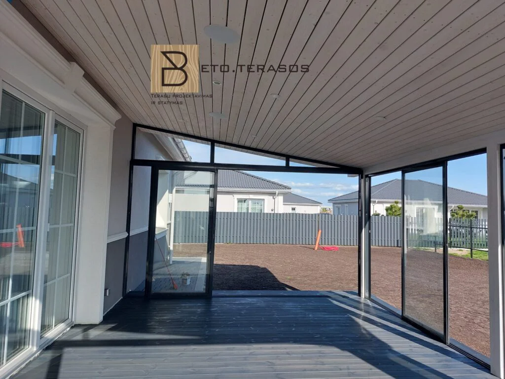 stiklinės terasos priežiūra žiemą