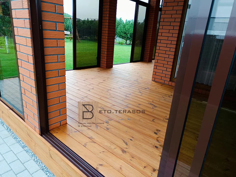 Terasų stiklinimo pavyzdys