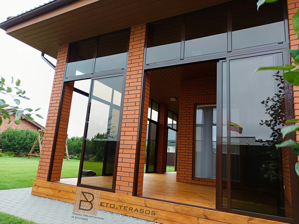 Terasų stiklinimo pavyzdys