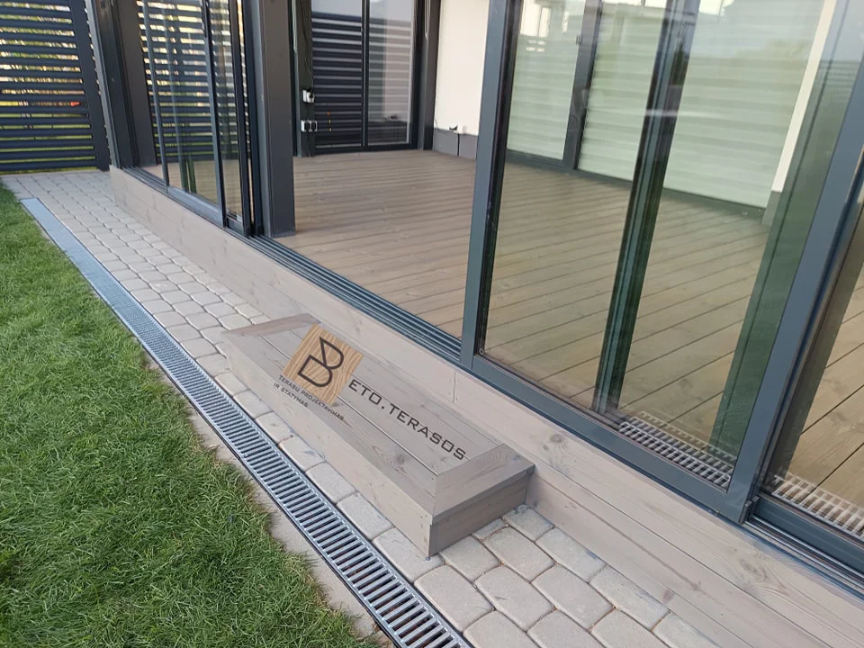 Terasų stiklinimo pavyzdys