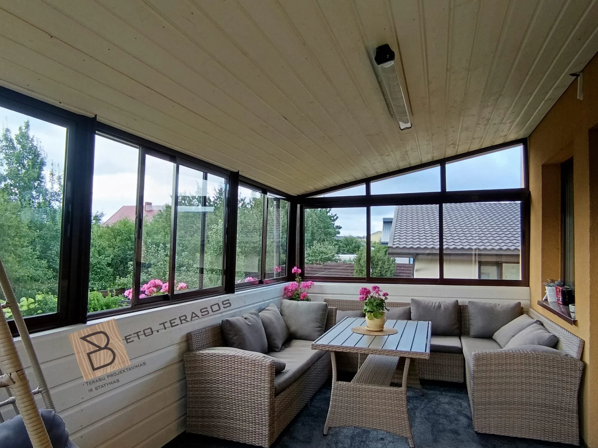 Terasų stiklinimo pavyzdys